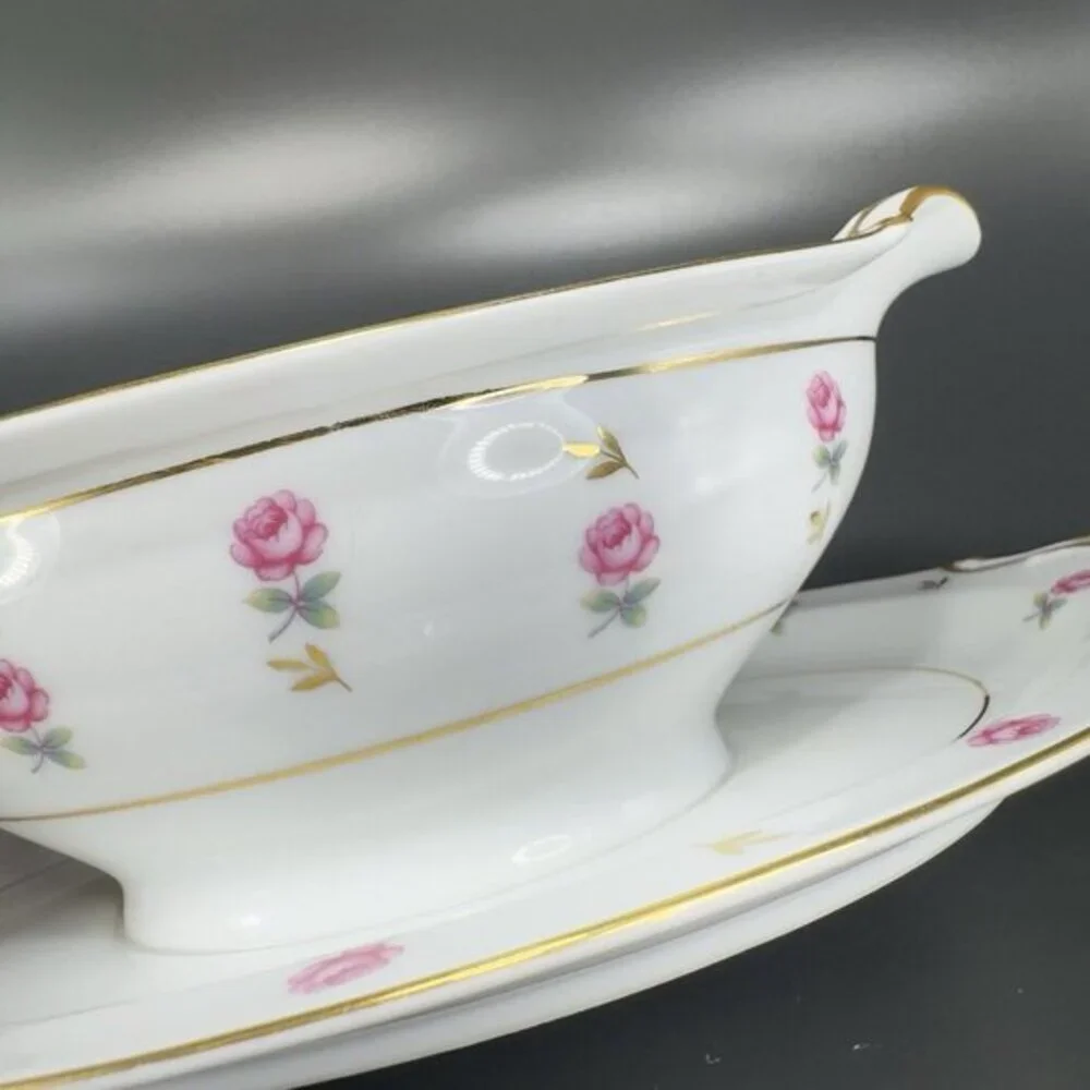 Noritake Rosalie Gravy Boat with Attached UnderPlate Sauce‎ Dish Porcelain Japan